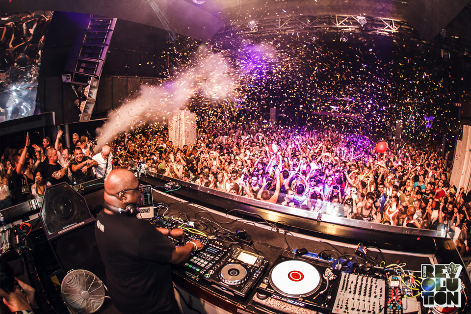 Watch Carl Cox's Last Performance at Space Ibiza Closing Party (LIVE VIDEO) 4