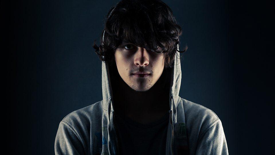 Iris Halloween Spooktacular Experience Artist Spotlight: Virtual Riot 1